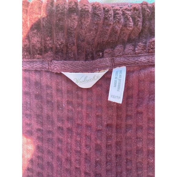 Cozy Corduroy Burgundy Woolrich Vest - Picture 6 of 6